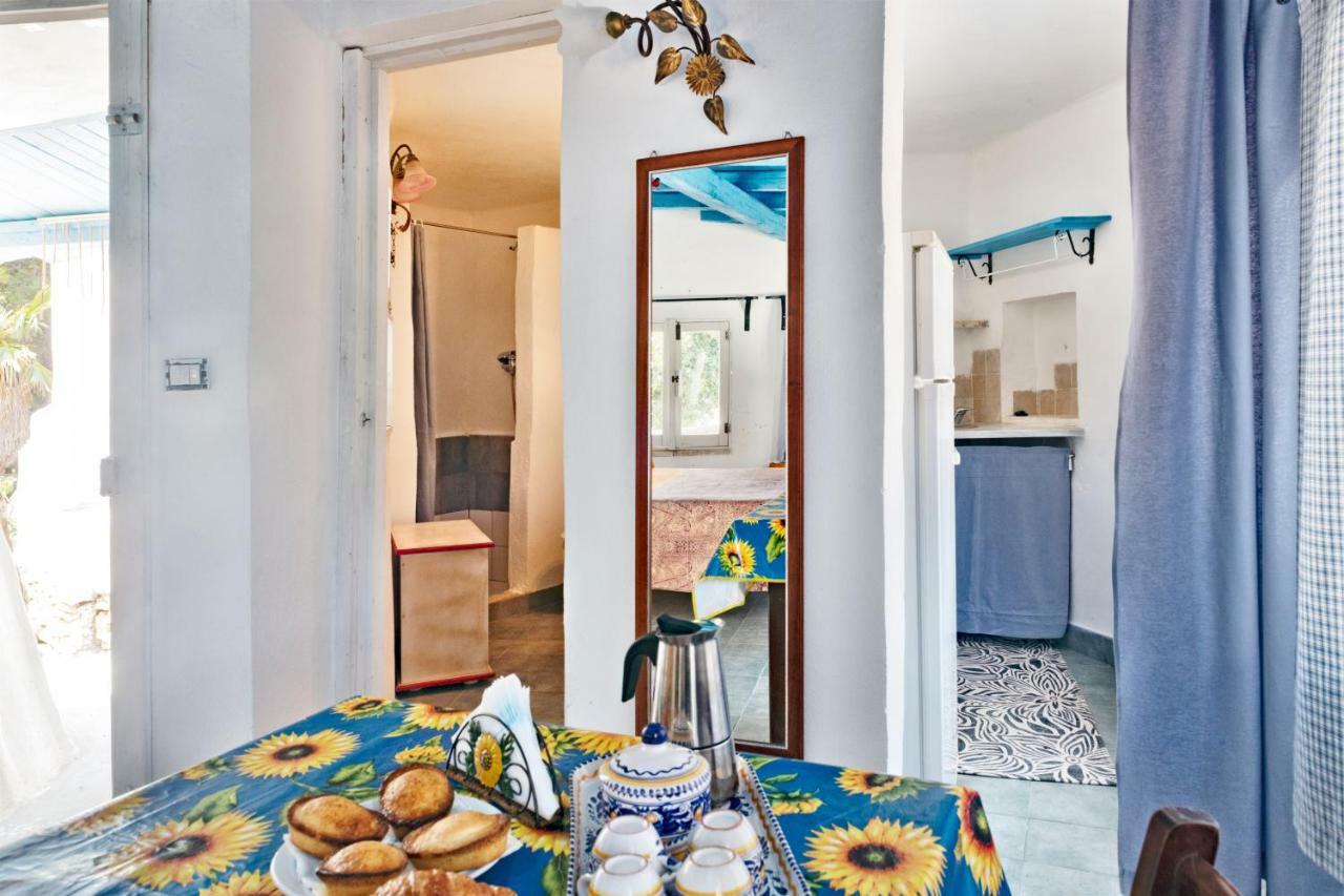Casa Vacanze Capurre "Trulli E Pajare A Due Passi Dal Pizzo" Галлиполи Экстерьер фото
